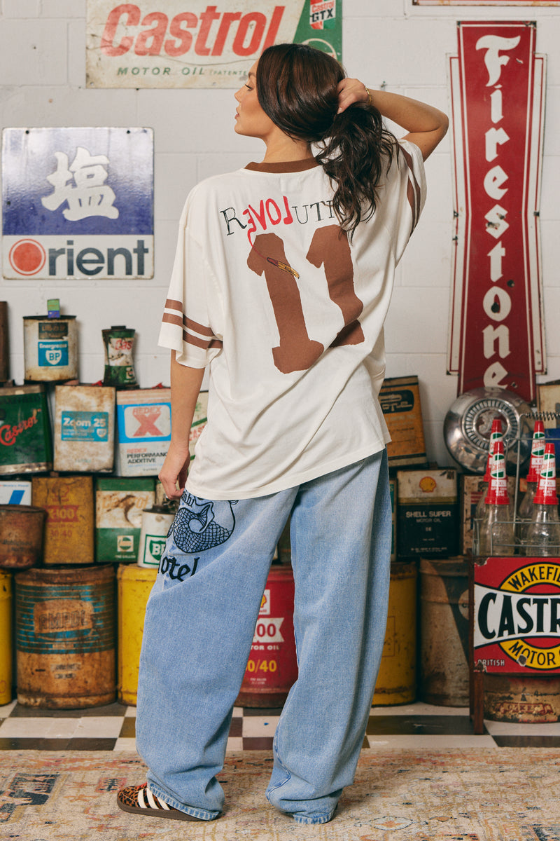 THE VERY OVERSIZED LOVE REVOLUTION TEE - OFF WHITE