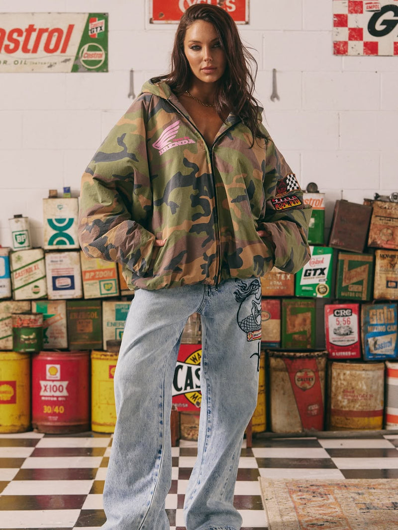 THE BE KIND BOMBER JACKET - CAMO