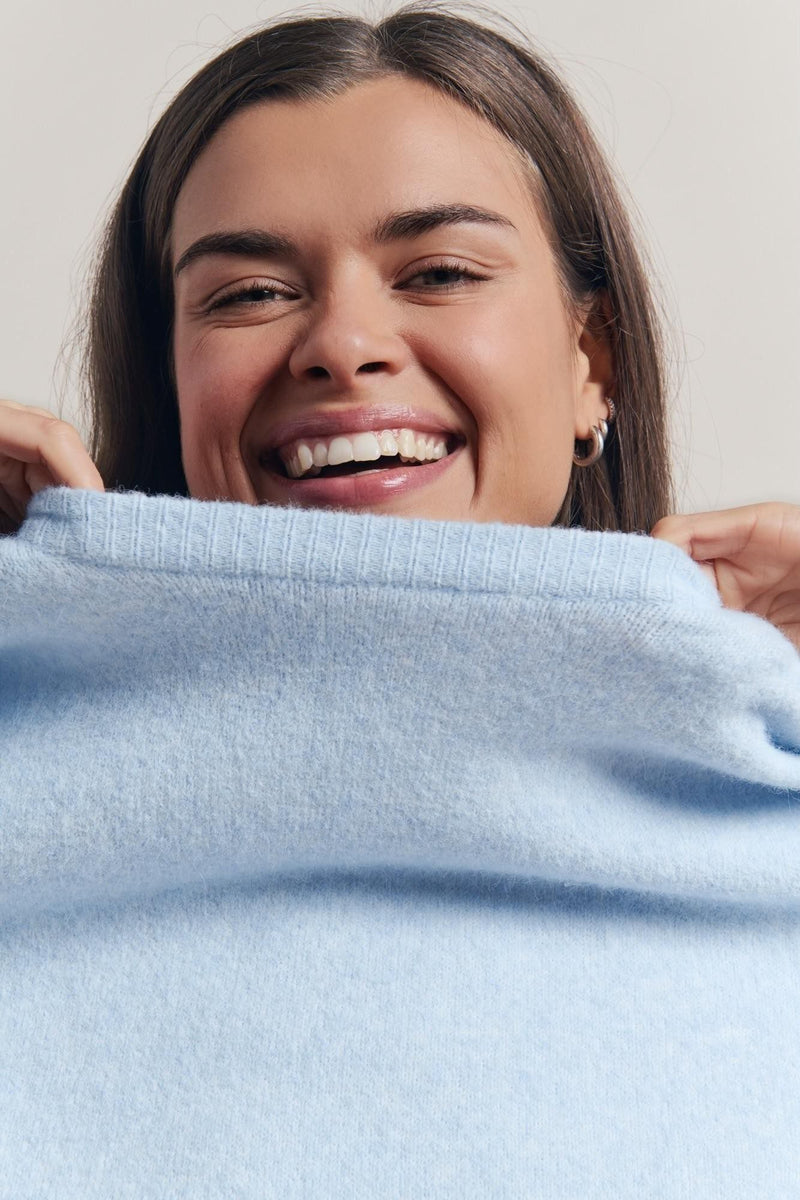Little Lies Otto Knit – Blue